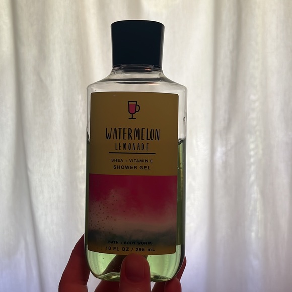 Watermelon Lemonade Bath & Body Works set - Picture 7 of 7